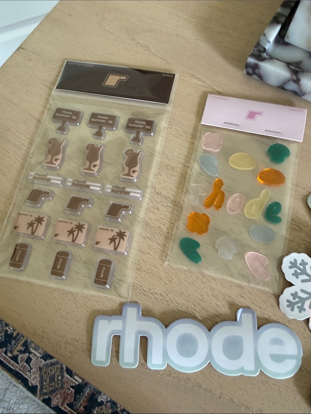 RHODE magnetic lipgloss case with free stickers - Picture 5 of 9